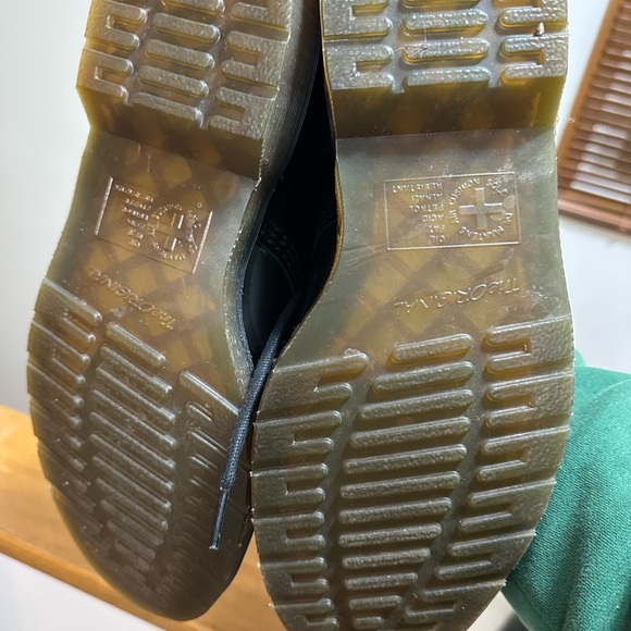 Dr. Marten Boots - Picture 3 of 6